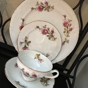 Royal Rose Fine China Japan